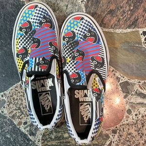 Shark Week Vans Women’s 5.5 Men’s 4